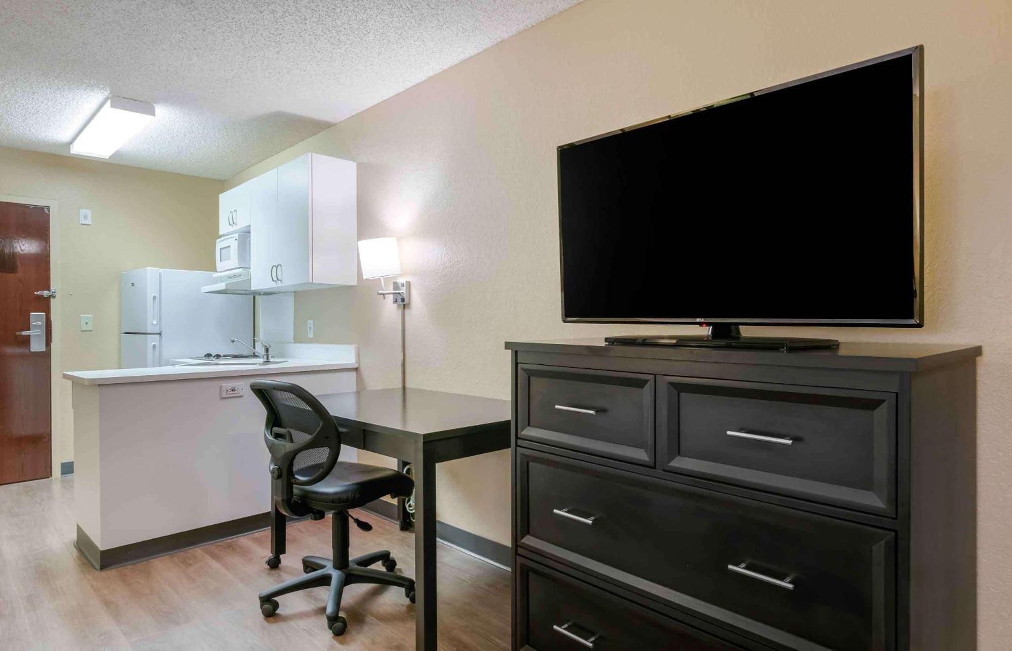 Extended Stay America Suites - Hampton - Coliseum Εξωτερικό φωτογραφία