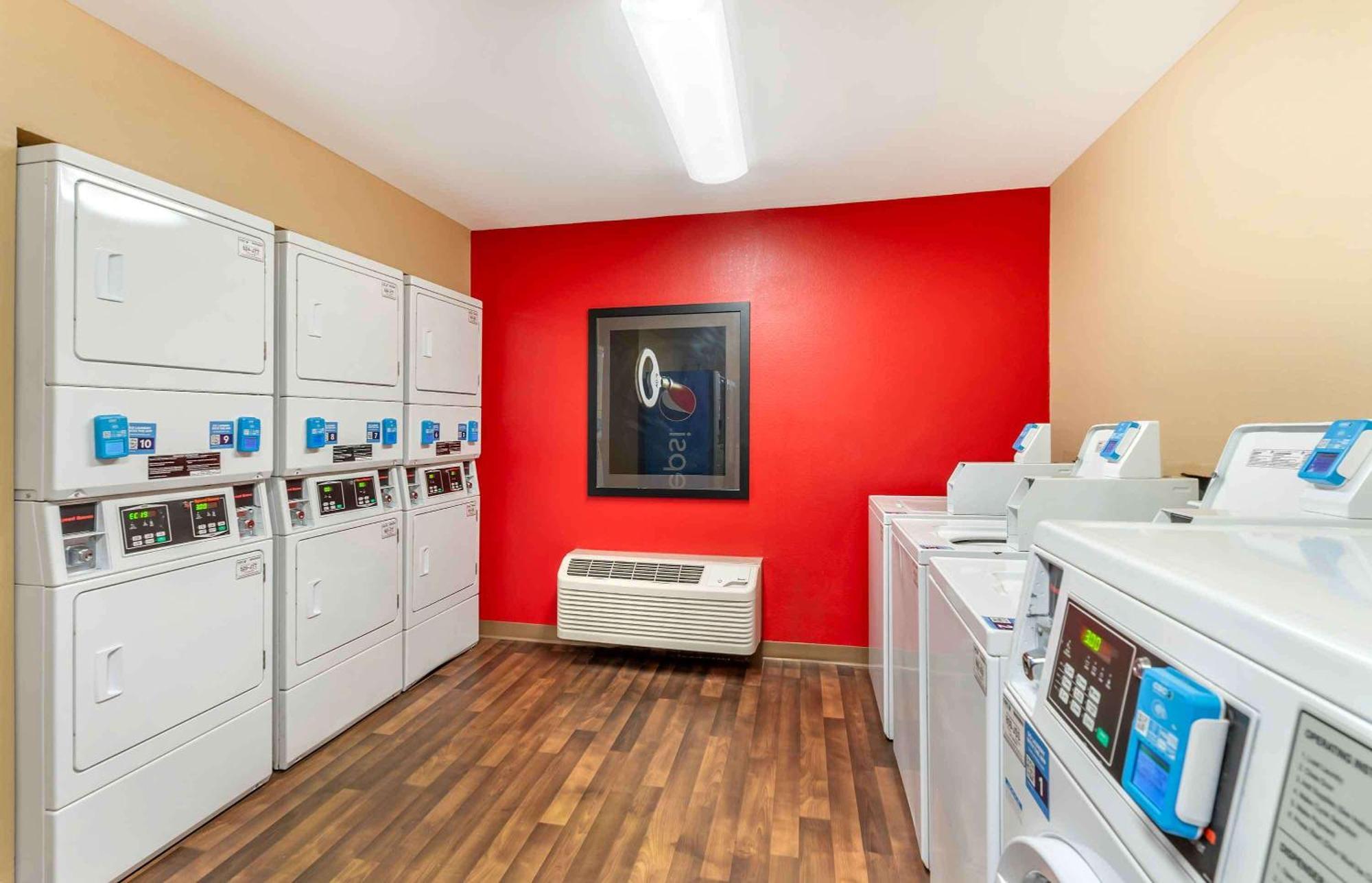 Extended Stay America Suites - Hampton - Coliseum Εξωτερικό φωτογραφία