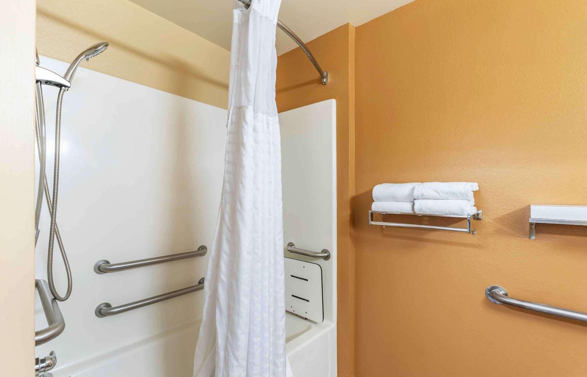 Extended Stay America Suites - Hampton - Coliseum Εξωτερικό φωτογραφία
