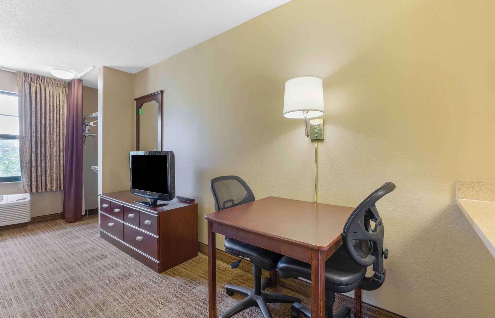 Extended Stay America Suites - Hampton - Coliseum Εξωτερικό φωτογραφία