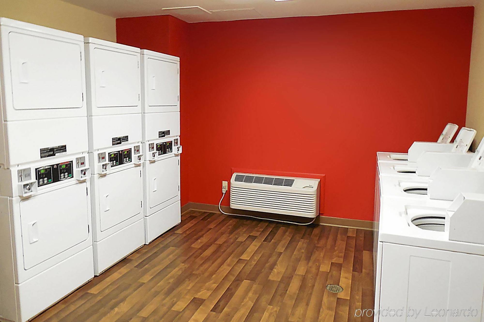 Extended Stay America Suites - Hampton - Coliseum Εξωτερικό φωτογραφία